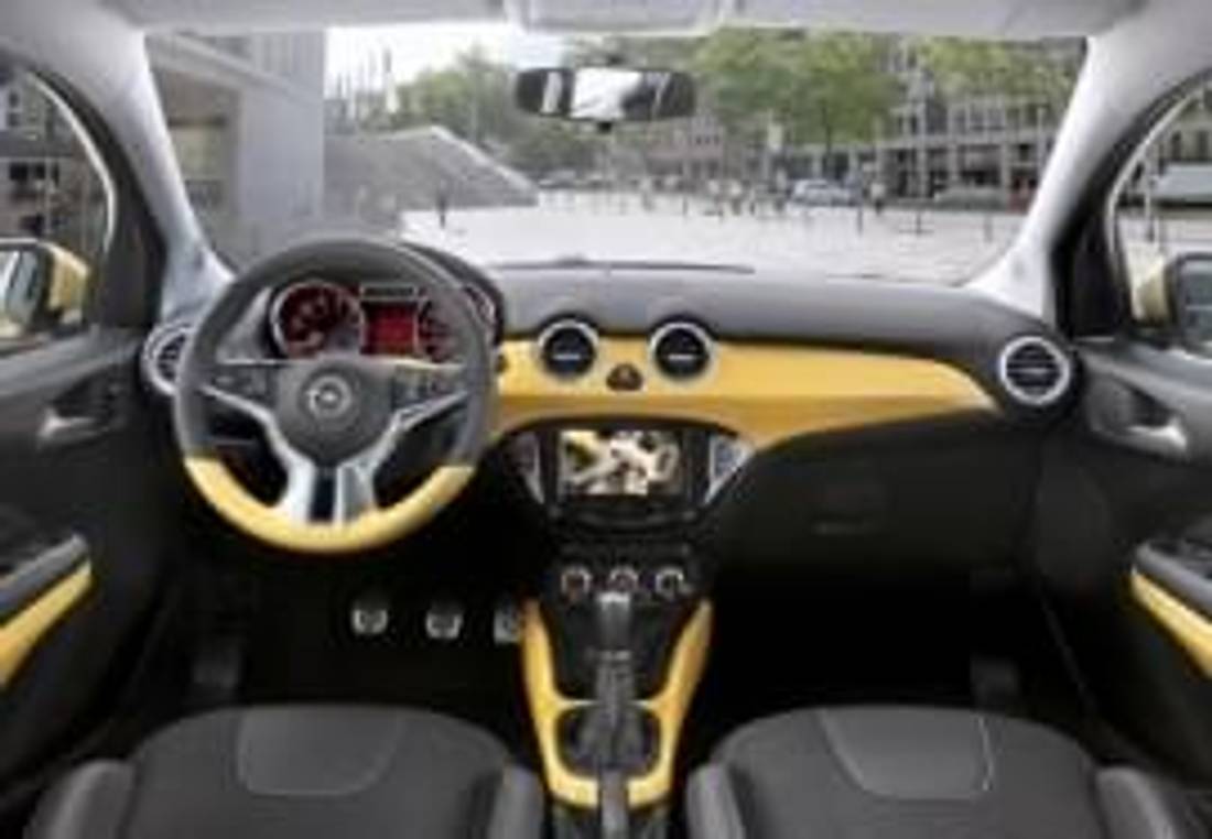 Opel Adam табло